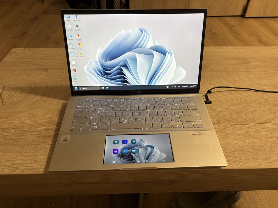 Лаптоп Asus VivoBook S14