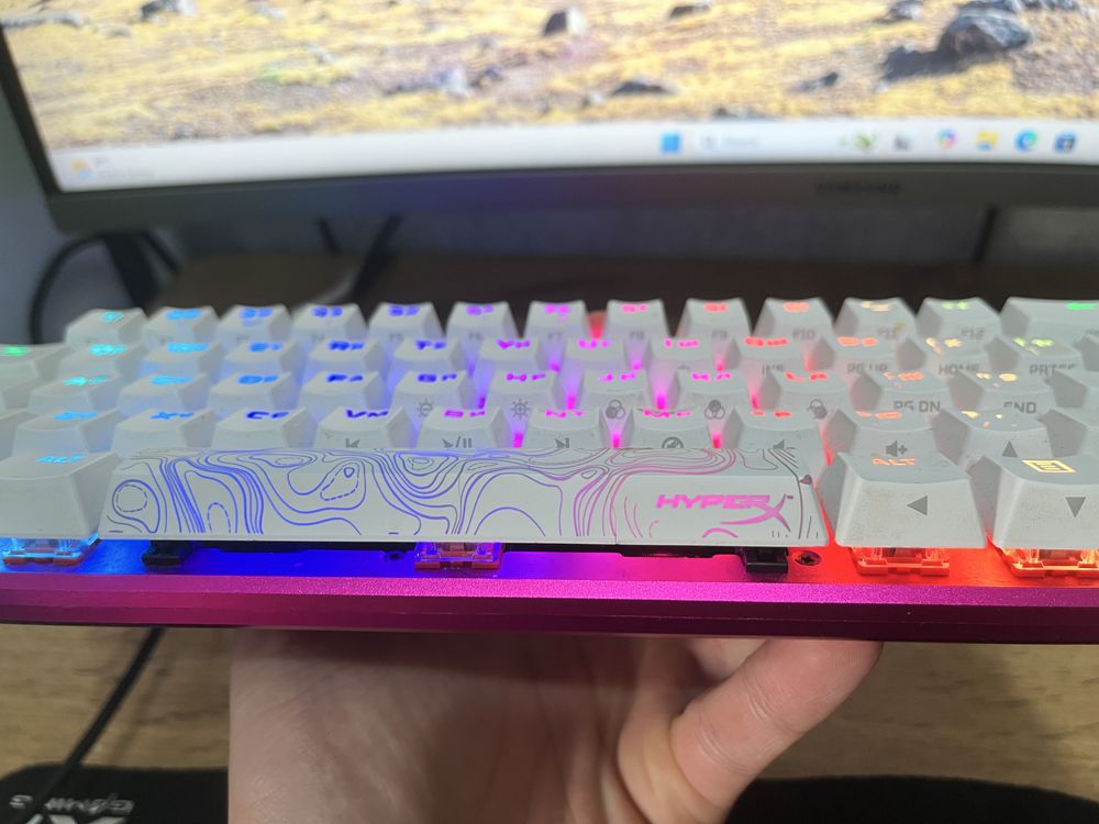 Продам клавиатуру, HyperX Alloy Origins 60