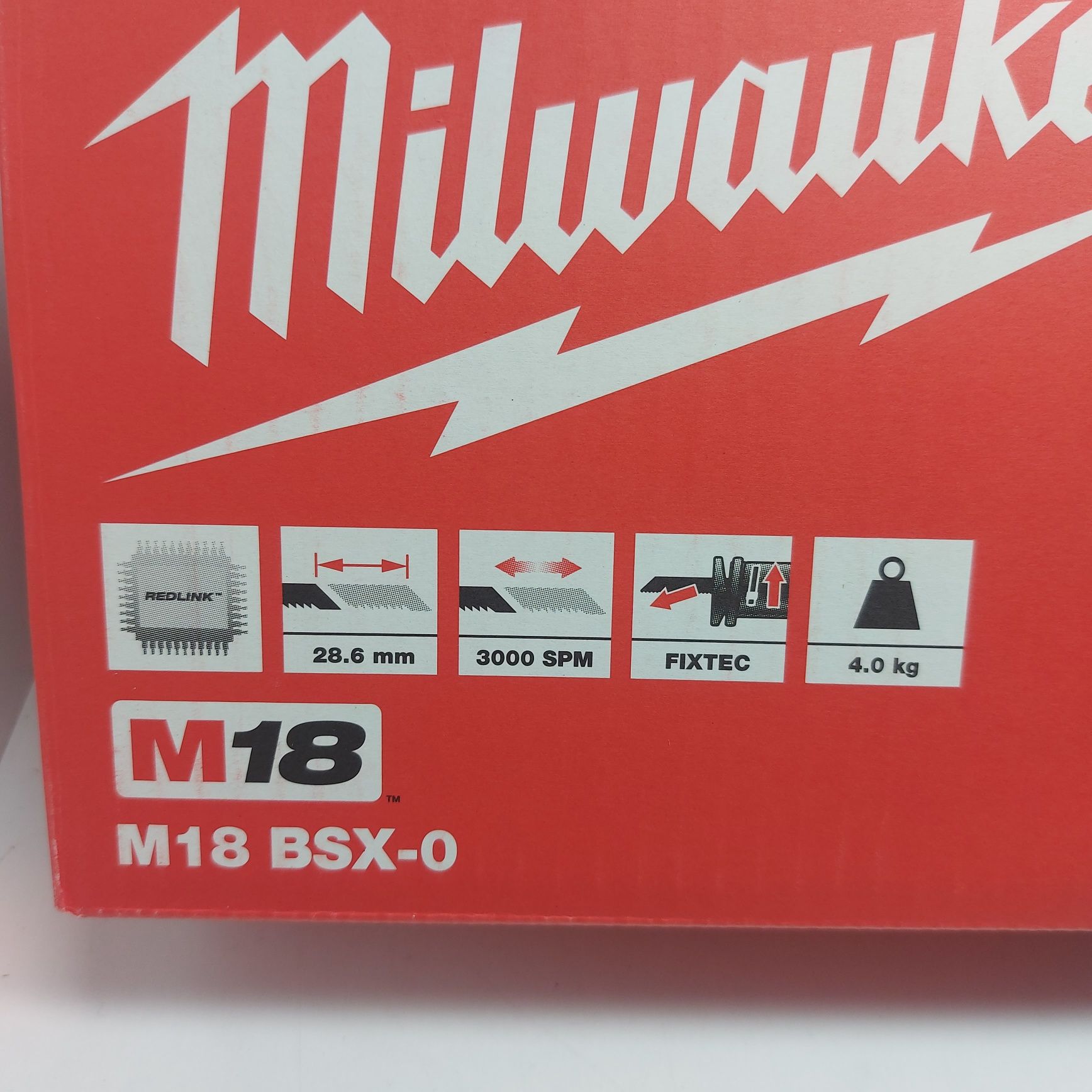 ПРОМОЦИЯ.Акумулаторен саблен трион Milwaukee M18 BSX-0