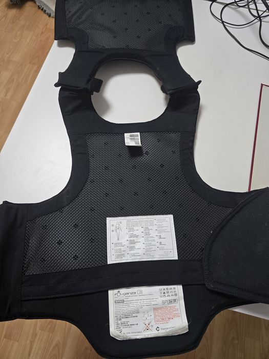 Vesta protectie echitatie 12-14 ani Fouganza