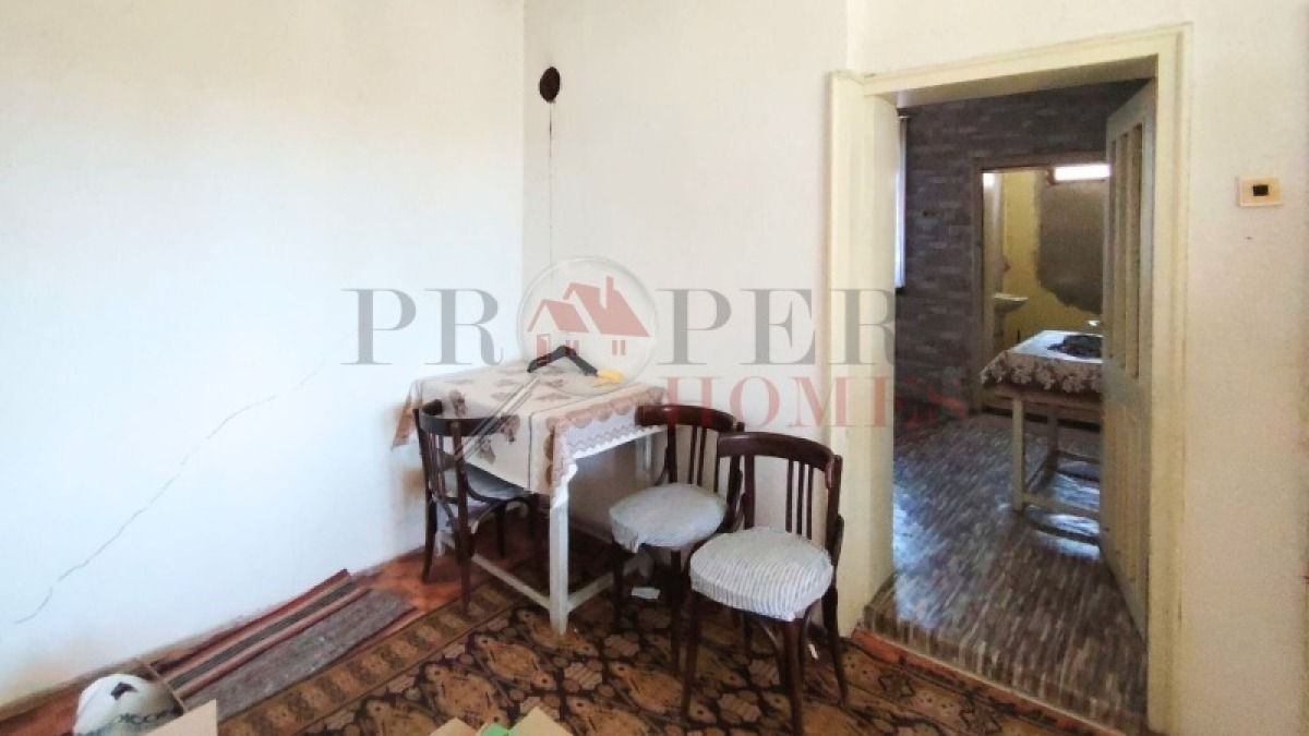 Продажба Къща гр. Павликени - с. Караисен 124m²