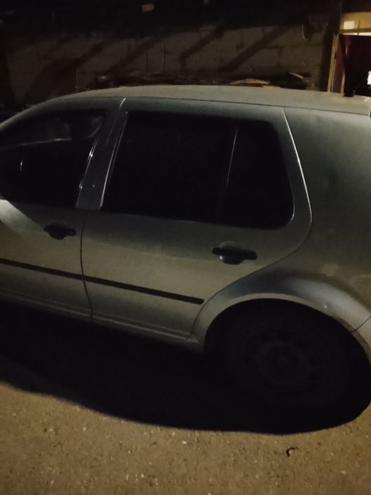 Vând golf 4 acte valabile