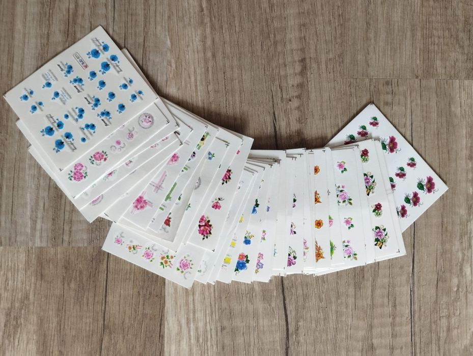 38 броя ваденки за нокти/ маникюр цветя