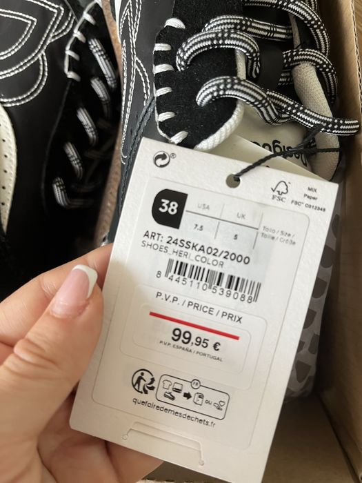 pantofi desigual marimea 38