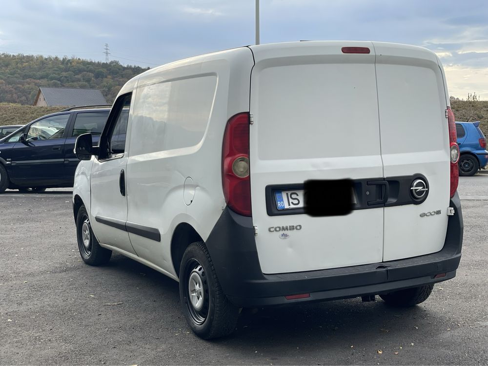 Opel combo izoterma km reali