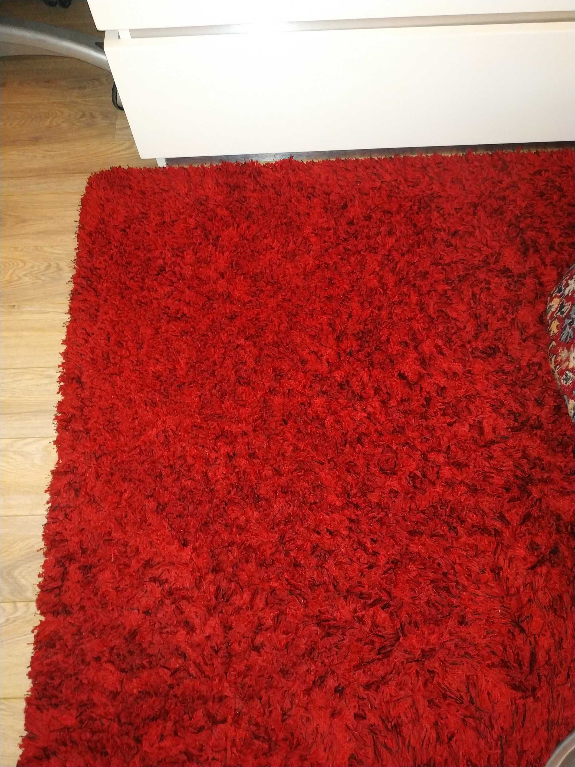 Продам ковер б/у как новый