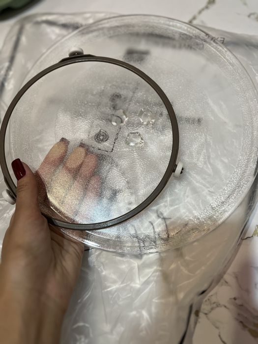 Продам микроволновую печь