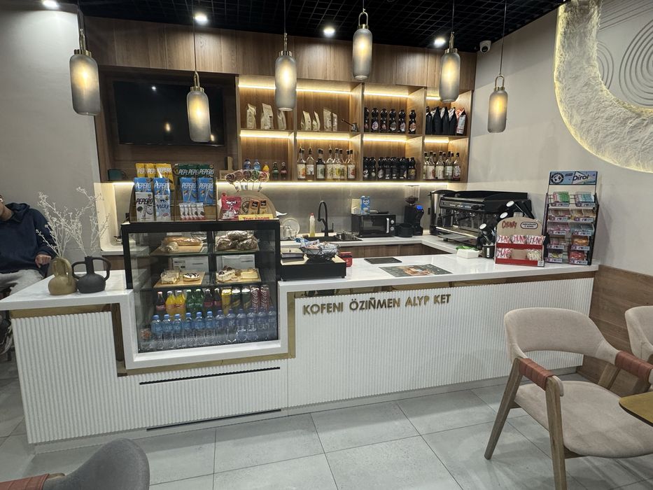 Прдам готовую барную стойку