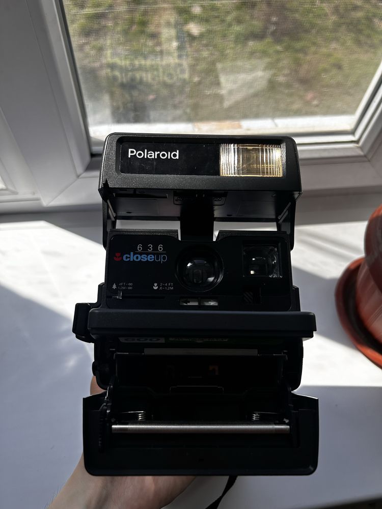 Фотоаппрат Polaroi