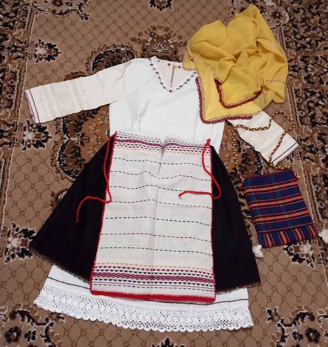 Автентична народна носия