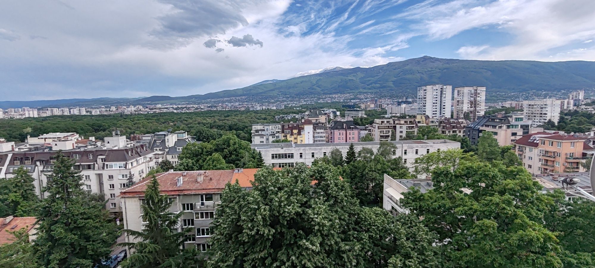 Уютен апартамент с уникална гледка към Витоша и цяла София