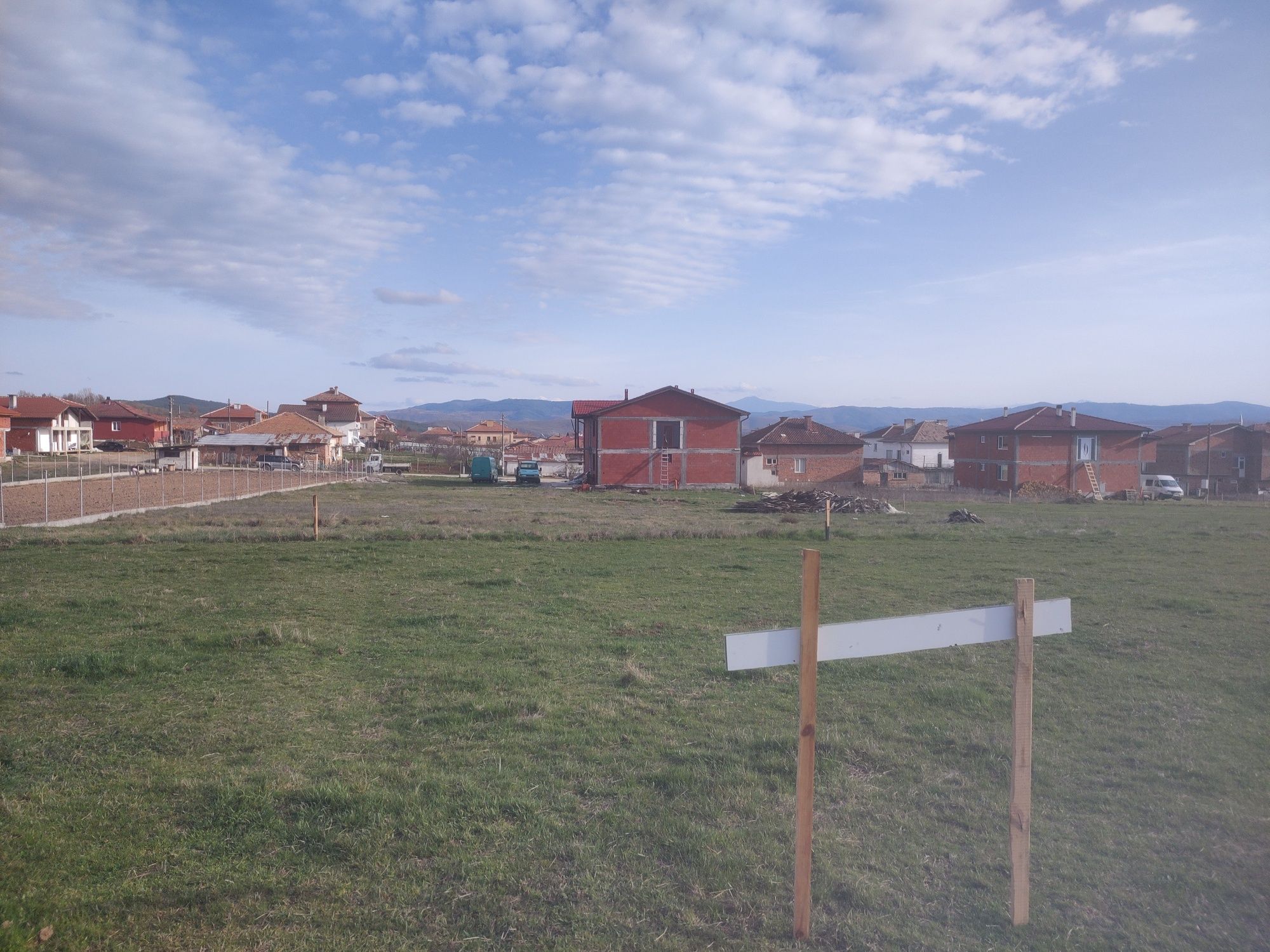 Парцел във с.Хвостяне