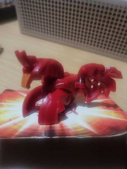Bakugan Pyrus Storm Skyress