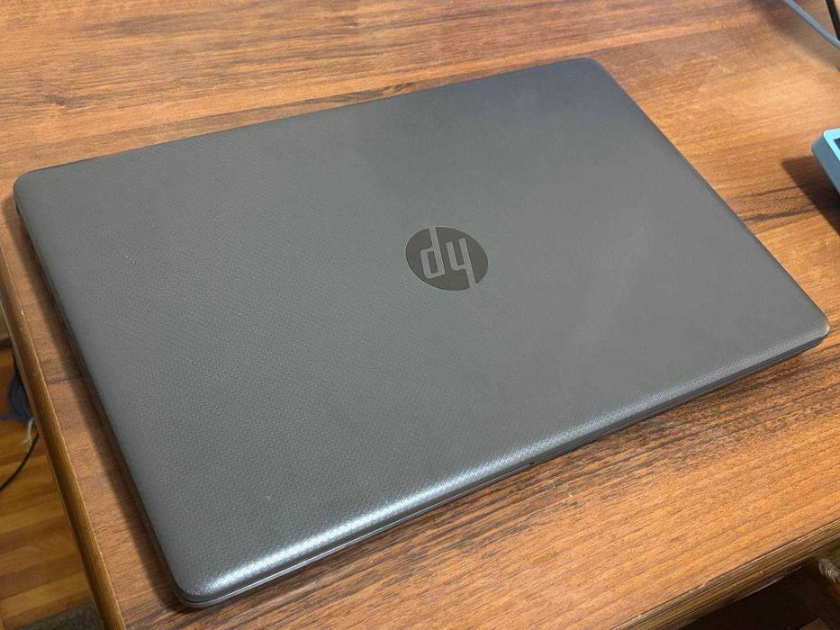 Ноутбук HP - Intel Pentium Silver N5030