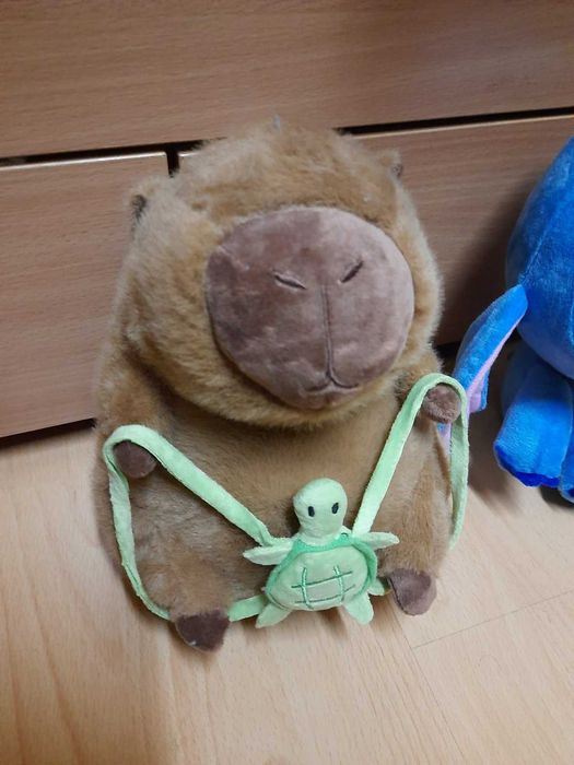 Чисто нови и много приятни за игра детски плюшени играчки