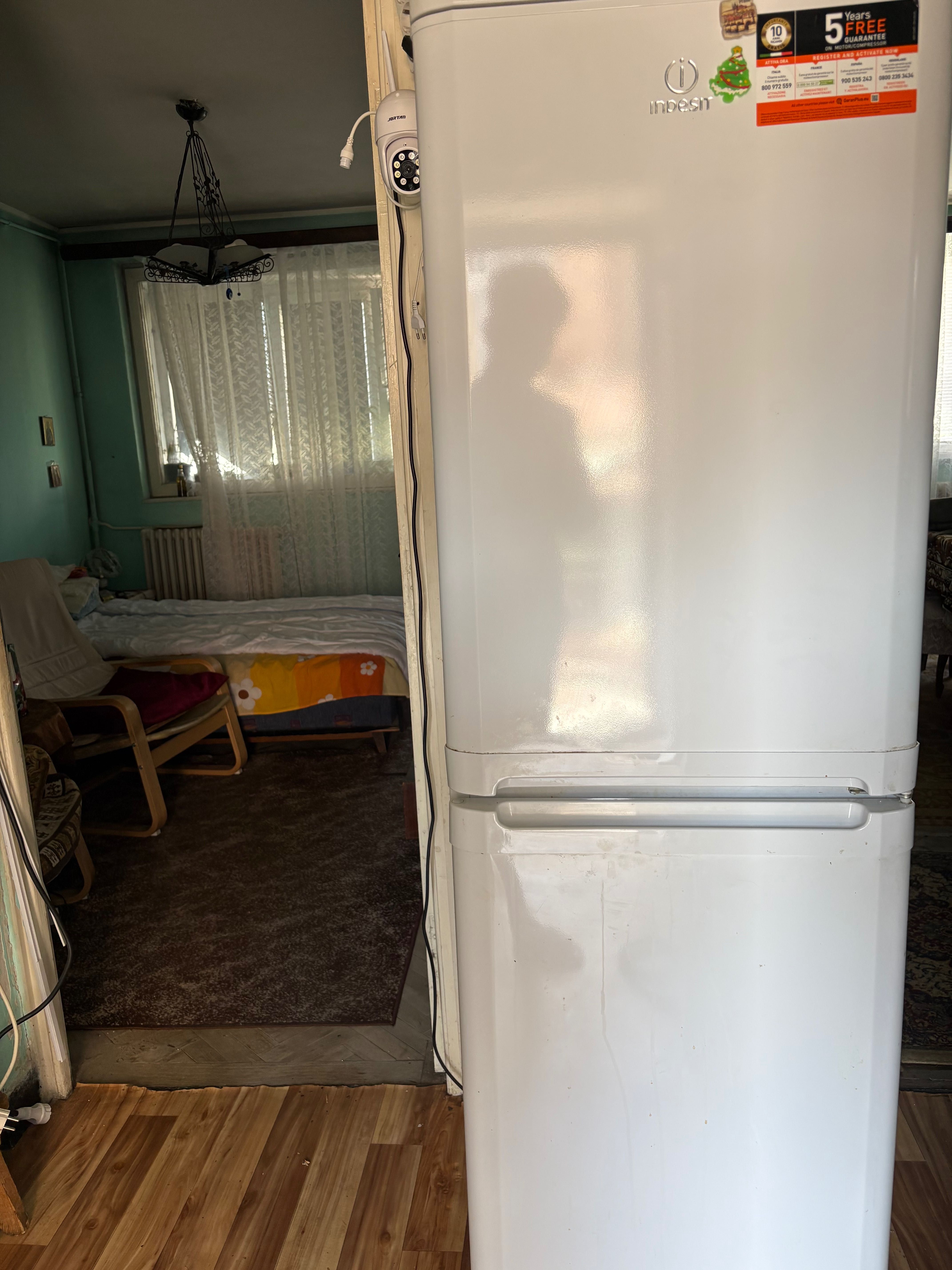 Frigider Indesit