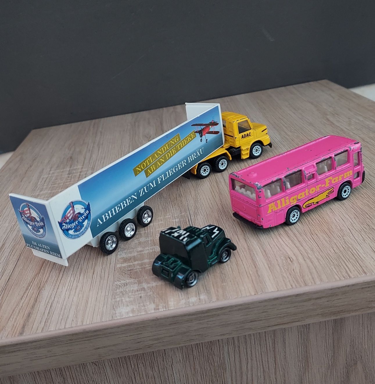 Macheta camion Scania+remorca+autobuz Mercedes-Siku+Kenworth-McTOY-'90