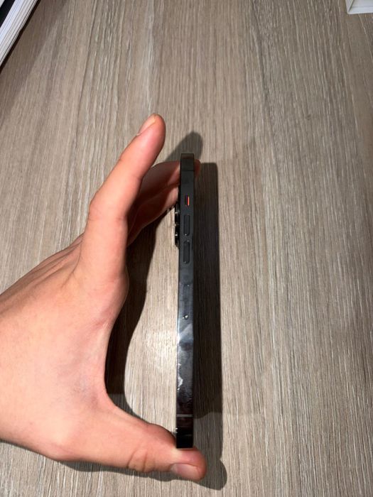 iPhone 13 Pro – Stare impecabilă, fără zgârieturi