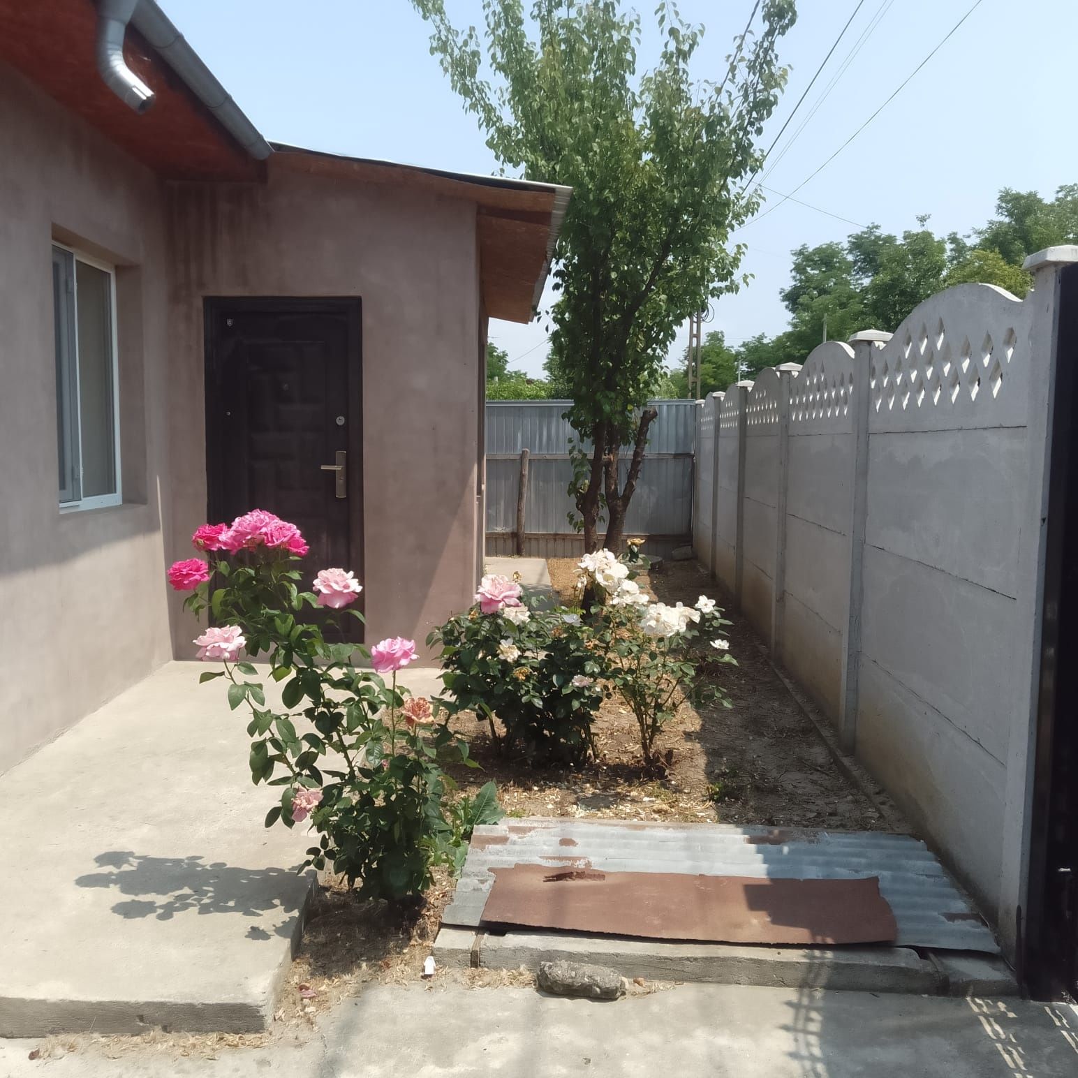Casă de vânzare la tara