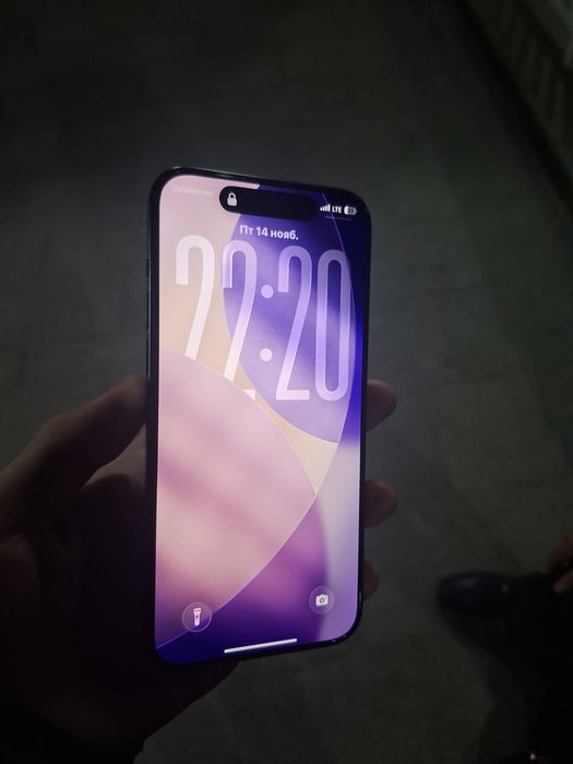 Iphone 15 pro Max esim