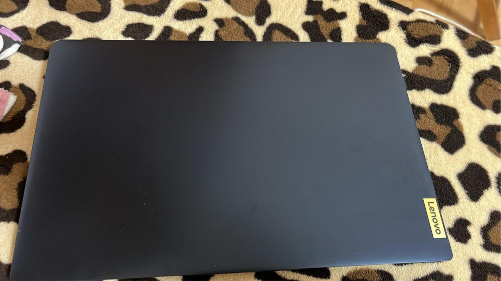 Vand Laptop Idea Pad1