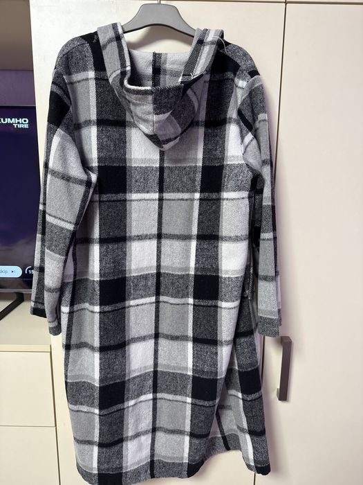 Дамско палто с качулка