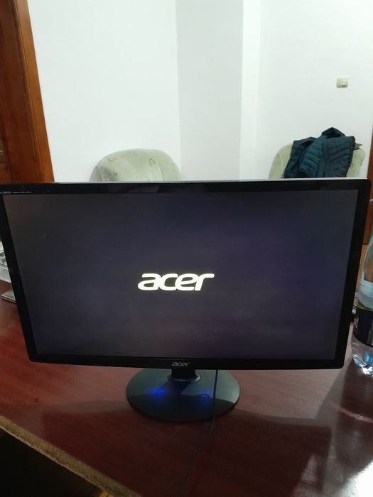 Monitor acer hdmi 24inci hdmi