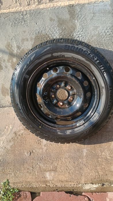 Продам зимние шины 195/65/15