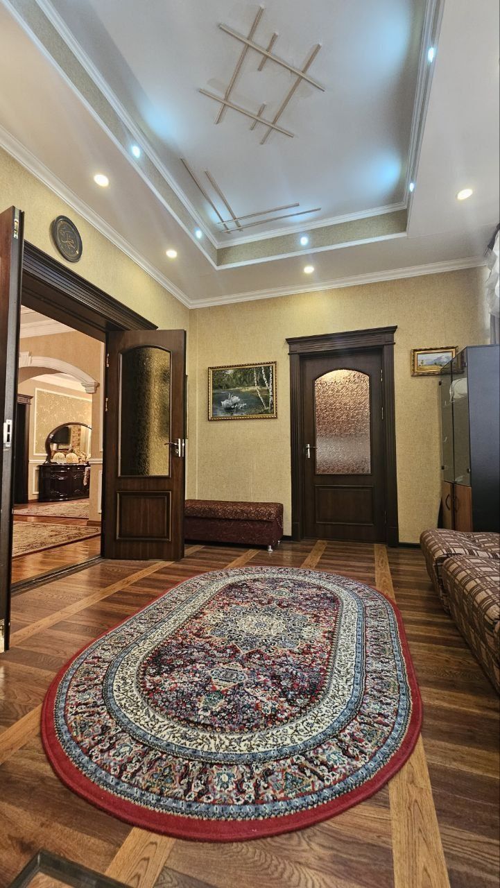 Продаётся участок Юнусабад