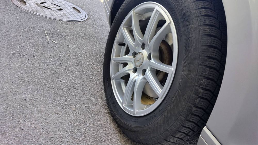 Зимни гуми с джанти HRS 215/60 R16 – комплект 4 броя