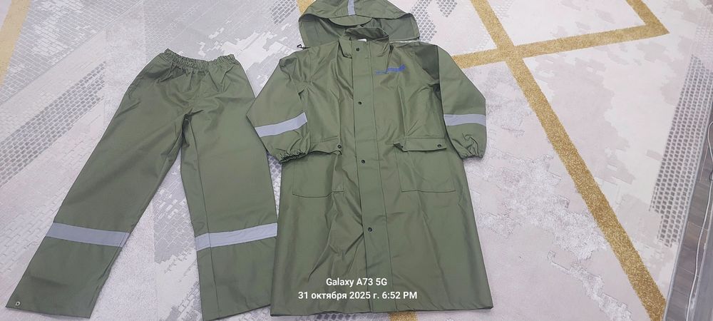 Дождевик сатылады