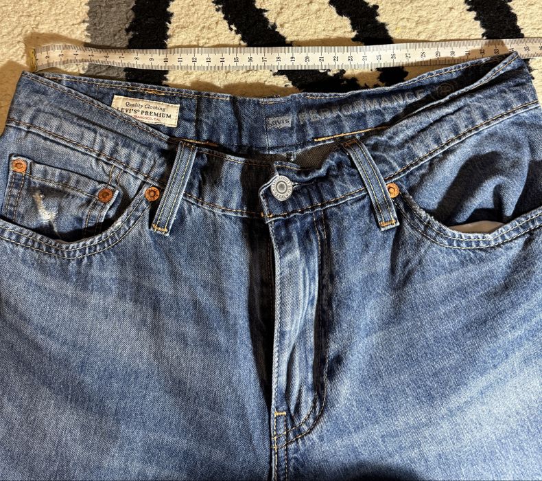 Blugi Levi’s W30 L32