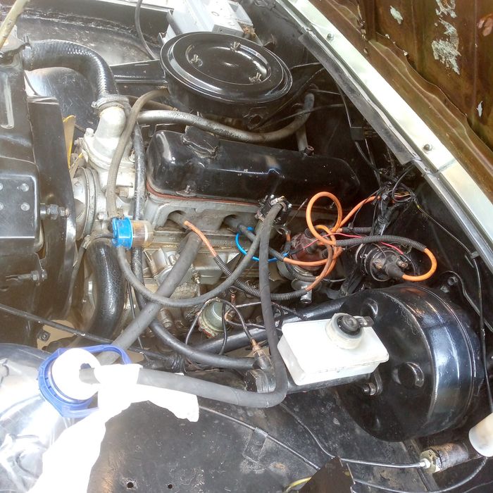 Uaz sotiladi xarbiydan chiqgan