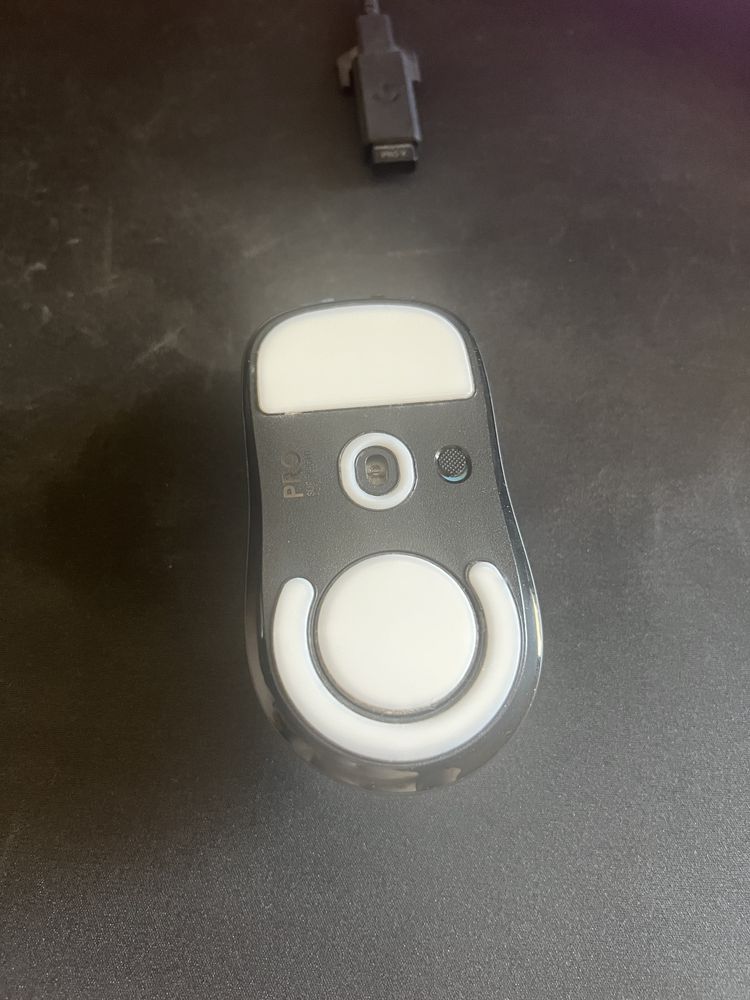 Мишка Logitech G pro superlight