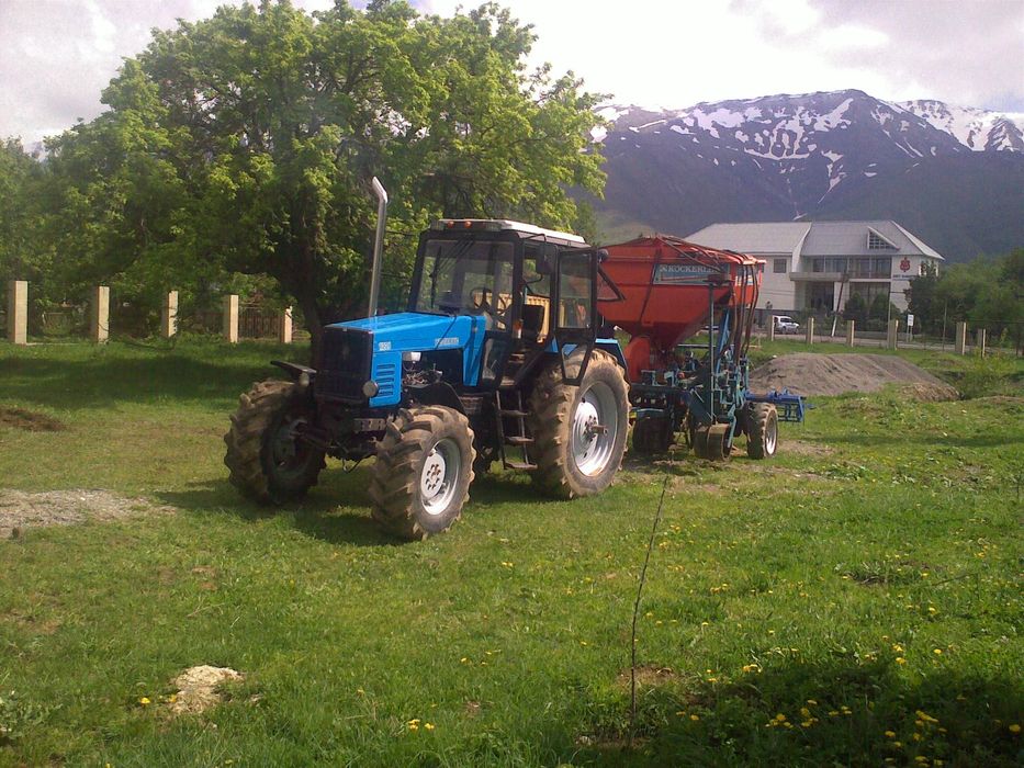 Продам Трактор Беларус 1221.2