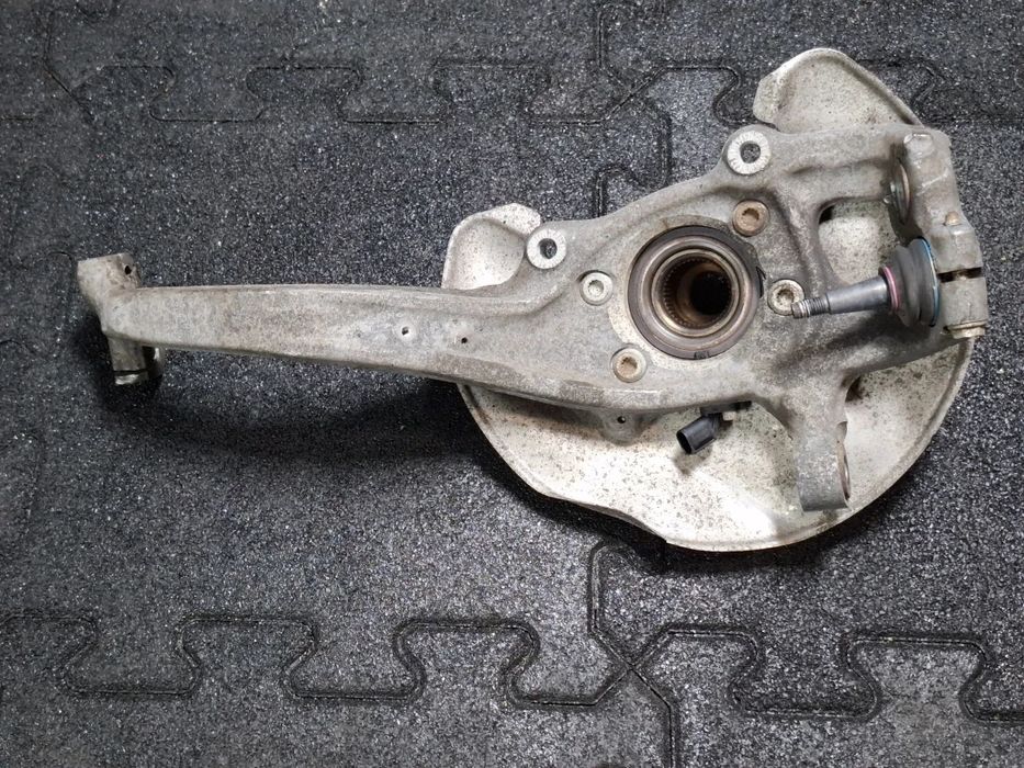 Fuzeta dreapta fata AUDI A4 IV Avant 8K5, B8 2007 - 20152.0 TDI CAGA,