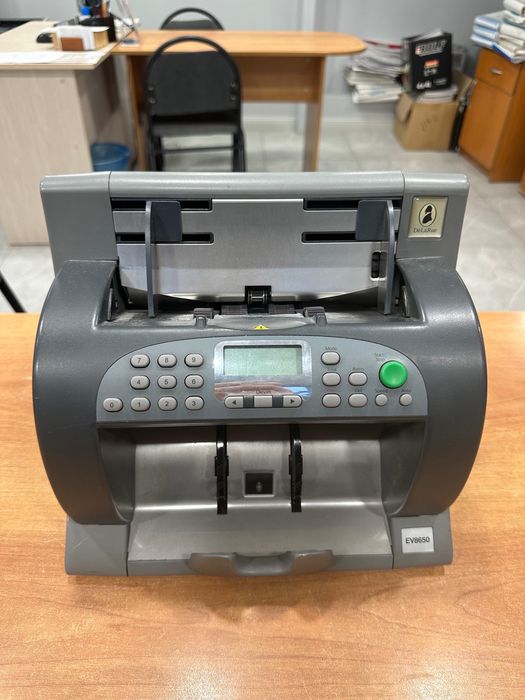 Счетная машинка для денег