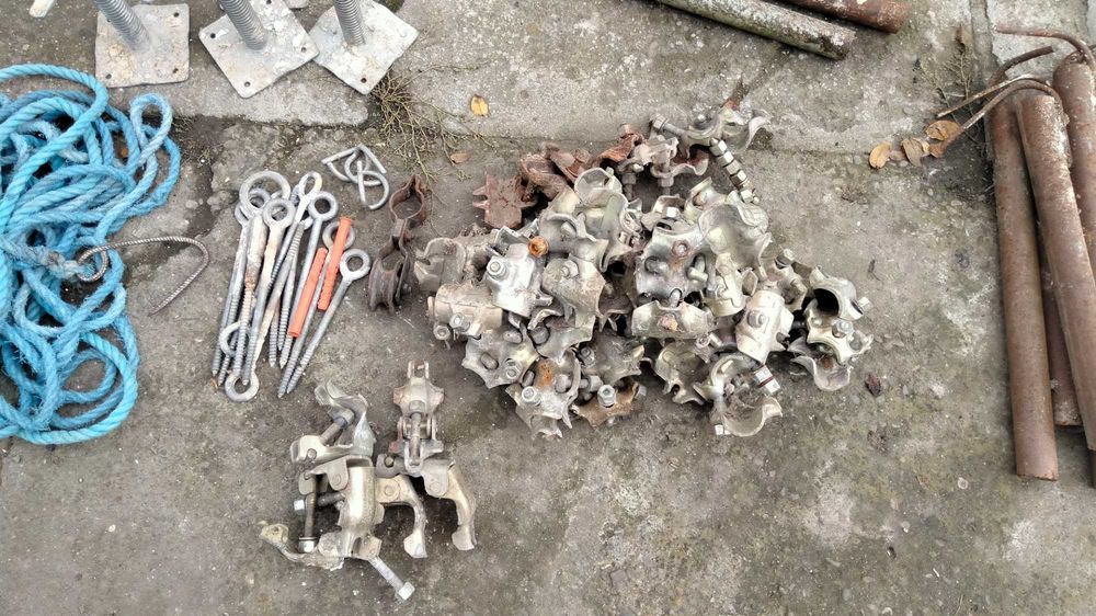 Accesorii și morsete (bride) schela metalica