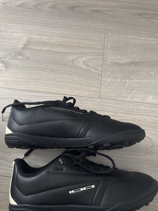 Adidasi de fotbal sintetic