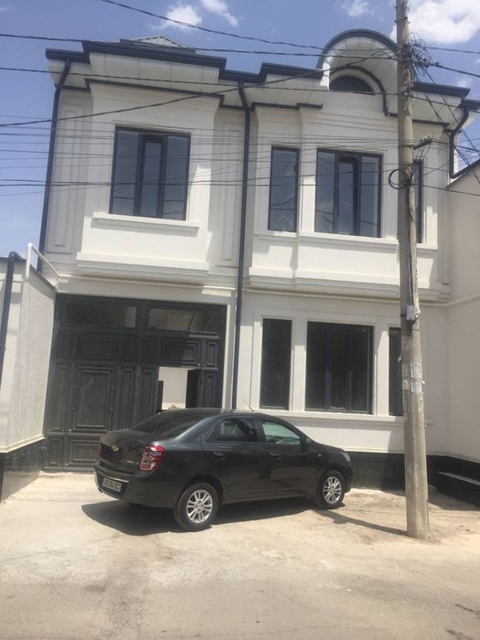 Олмос Махалла Продаётся 2 этажный дом 2.5 соток