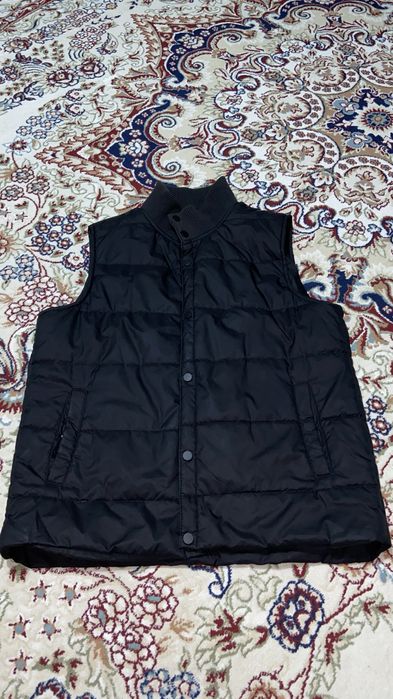 Продам Безрукавку