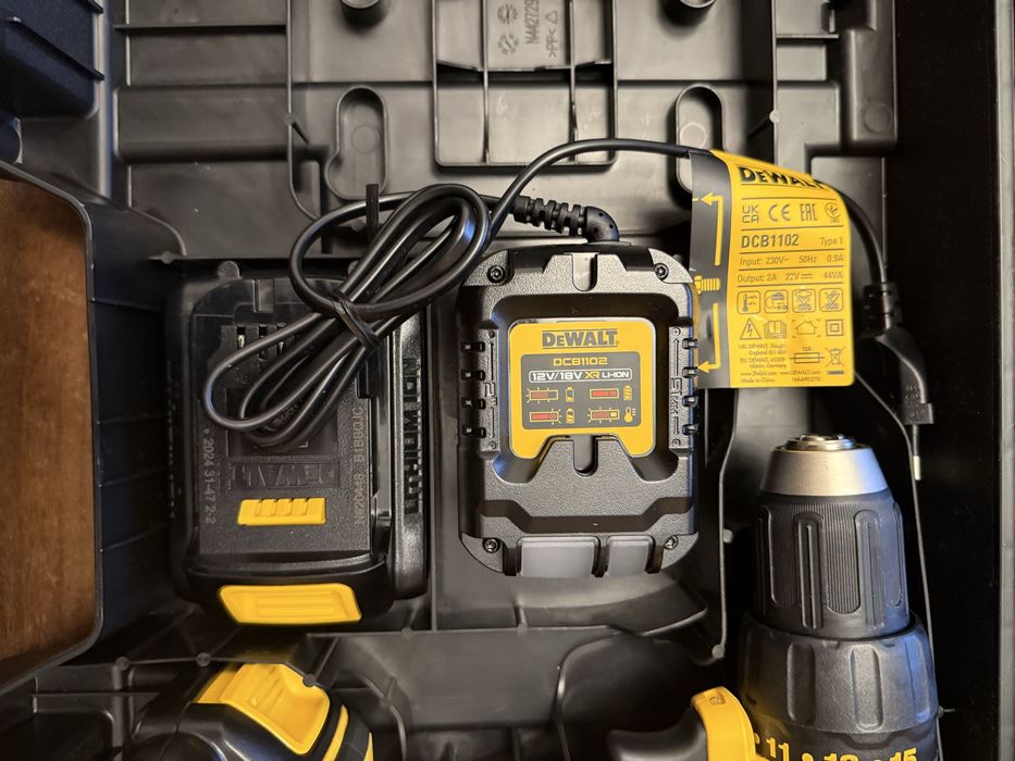 Autofiletanta DeWalt XR Brushless noua