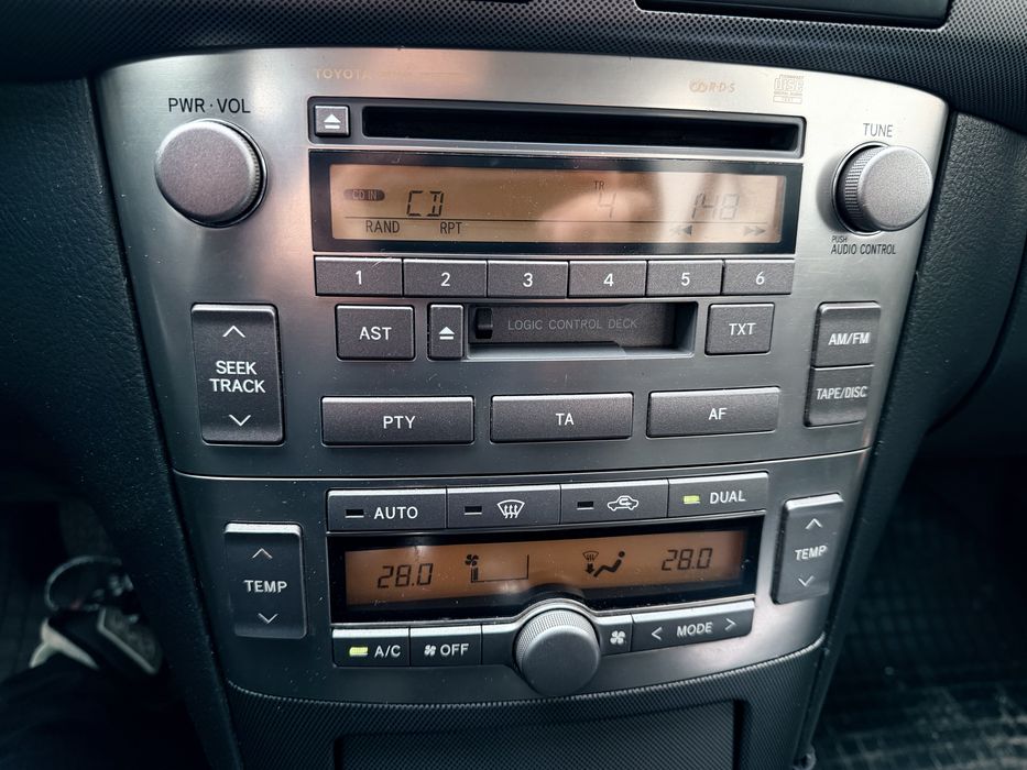 Vand/Schimb Toyota Avensis