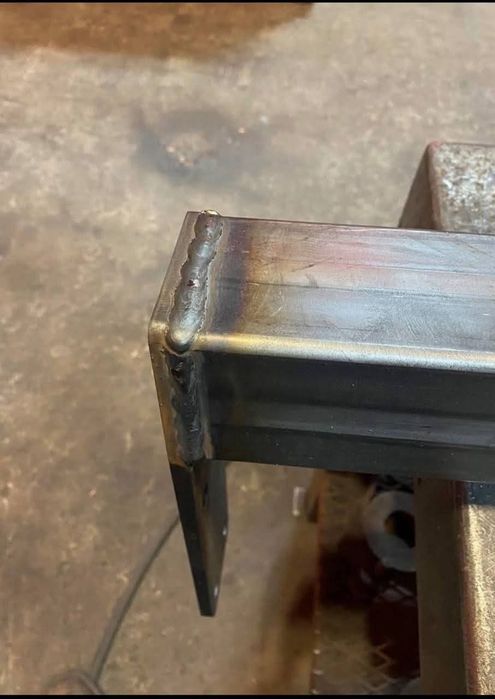 Заваряване - Мобилни заваръчни услуги.