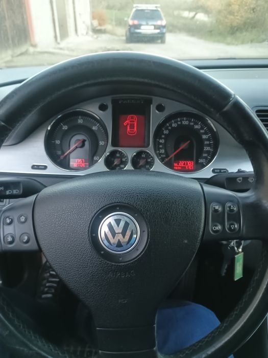 Vând Volskwagen passat