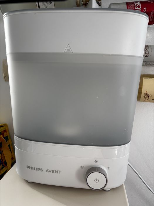Стерилизатор Avent с функция за сушене