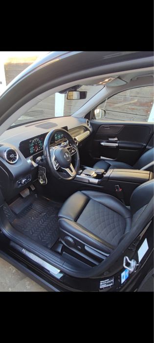 Mercedes-Benz GLB 220 4Matic ,automat 190cp