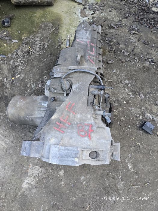 Cutie manuala 5+1 Audi A4 B7 2.0 ALT cod HFF