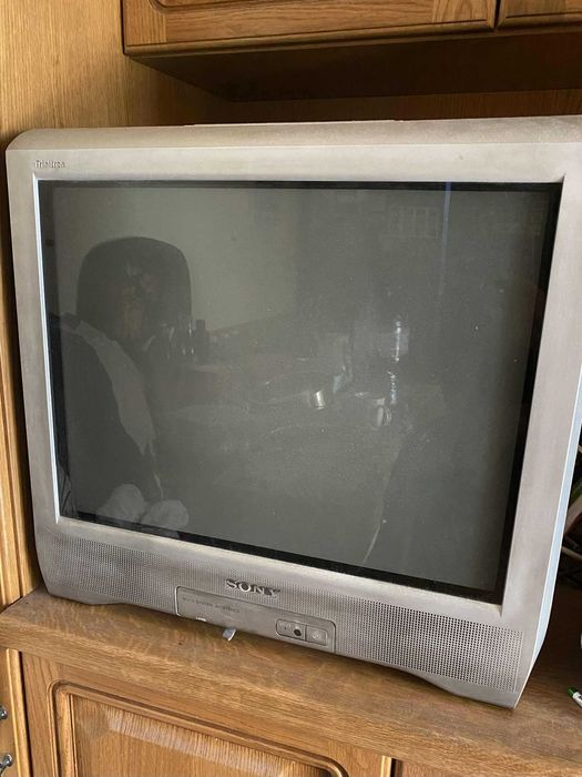 Телевизор Сони с приставка