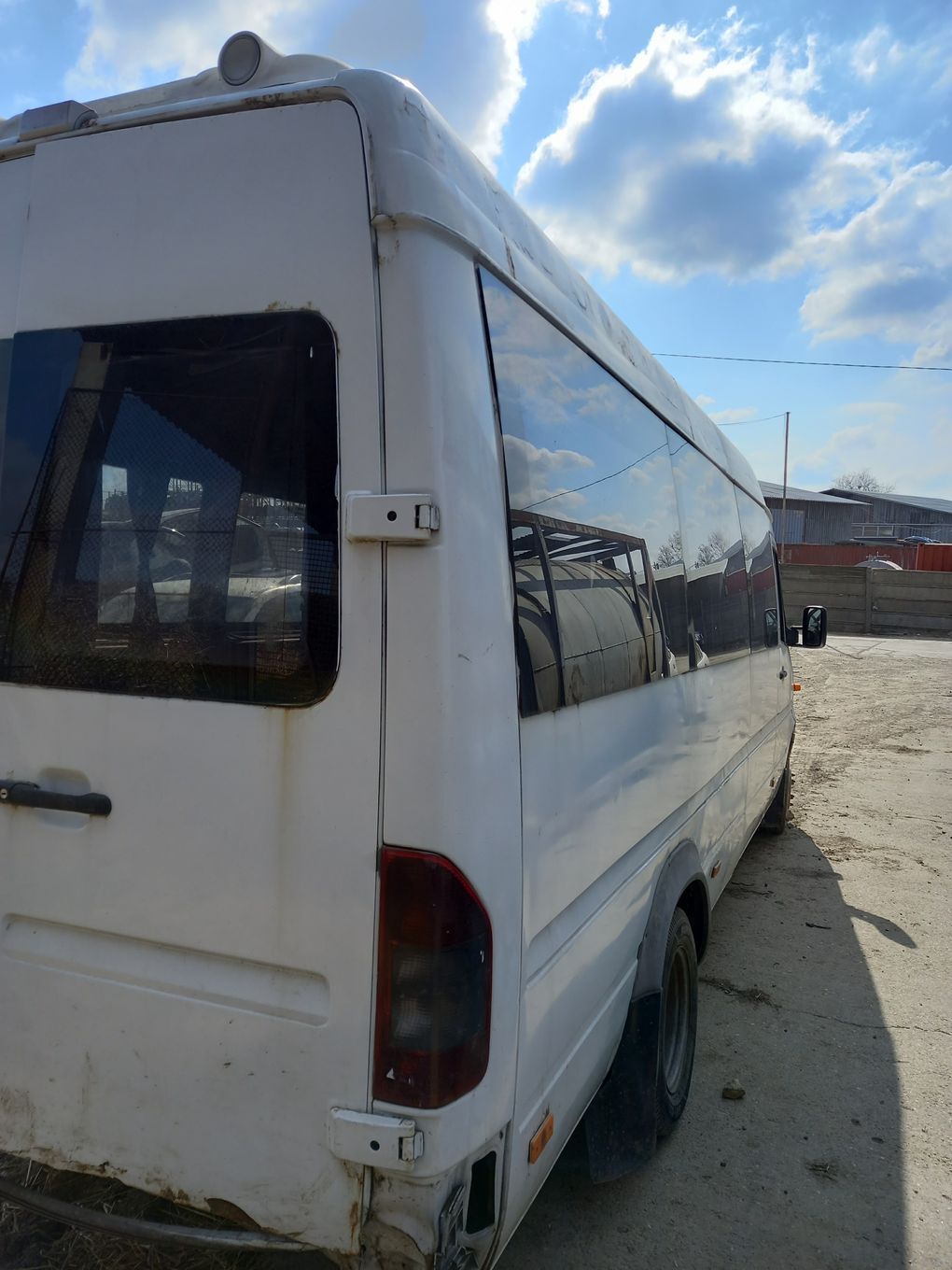 Dezmembrari  Mercedes-Benz SPRINTER (W903)  1995  > 2006 413 CDI Moto